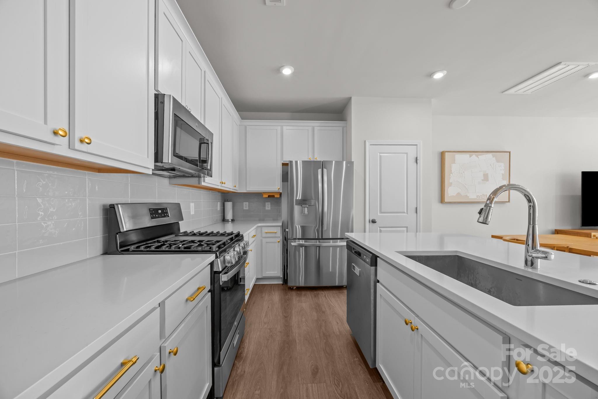 915 Kinsey, Charlotte, NC. property listing photo