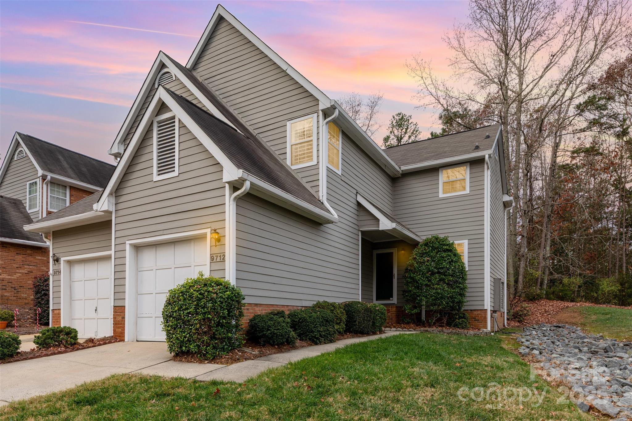 9712 St Vincent Lane, Charlotte, NC. property listing photo