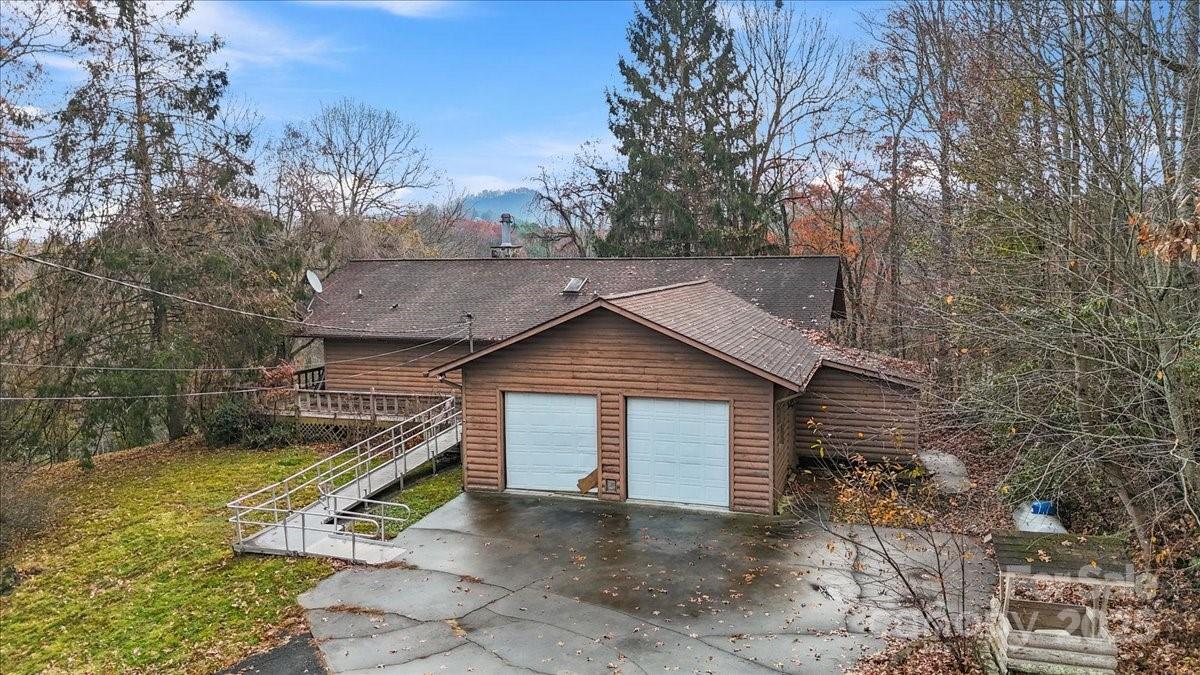 221 Mary King Mountain, Murphy, NC. property listing photo