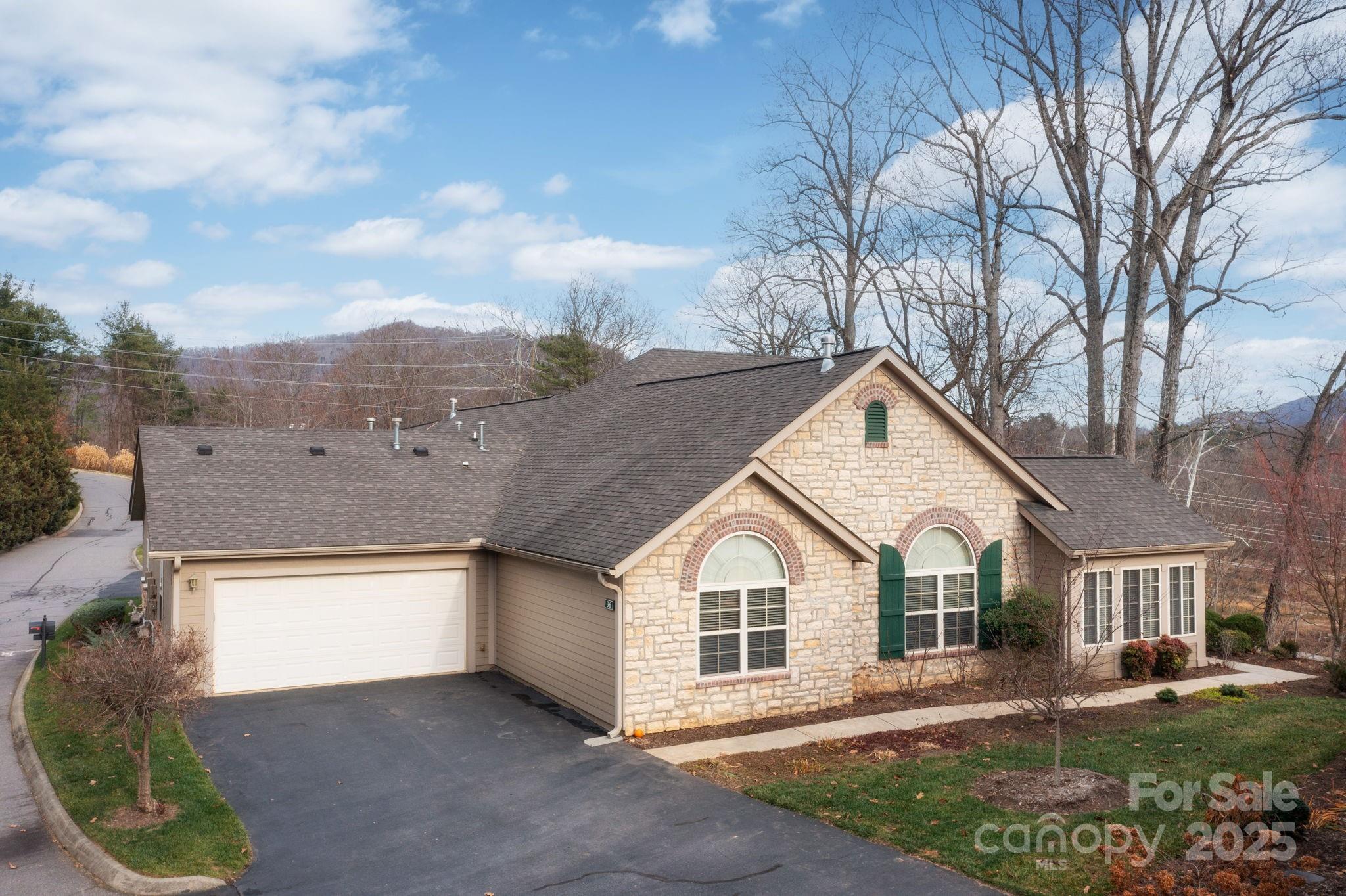 36 Craggy Vista, Swannanoa, NC. property listing photo