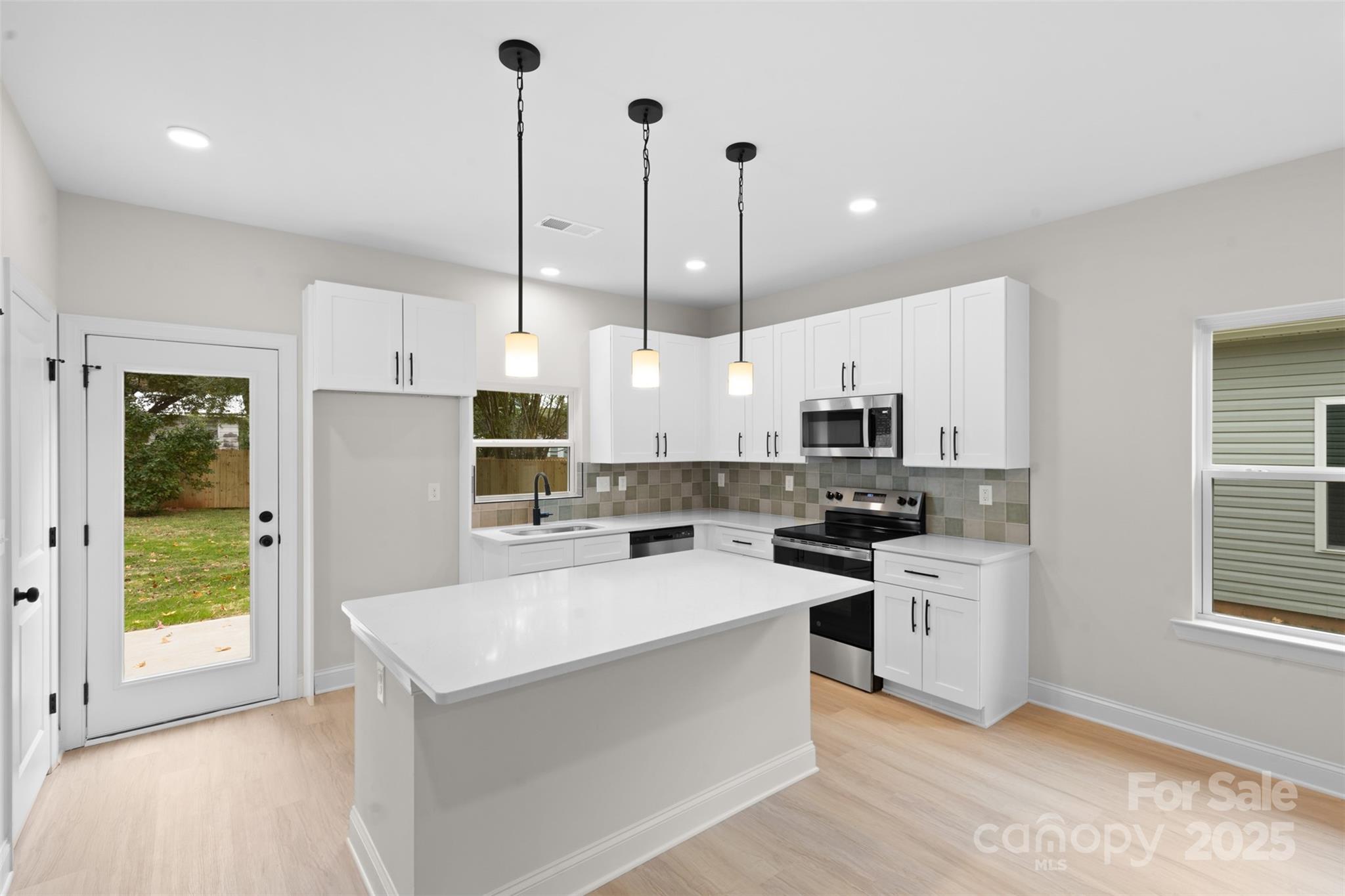 7801 Casa Loma Road, Charlotte, NC. property listing photo