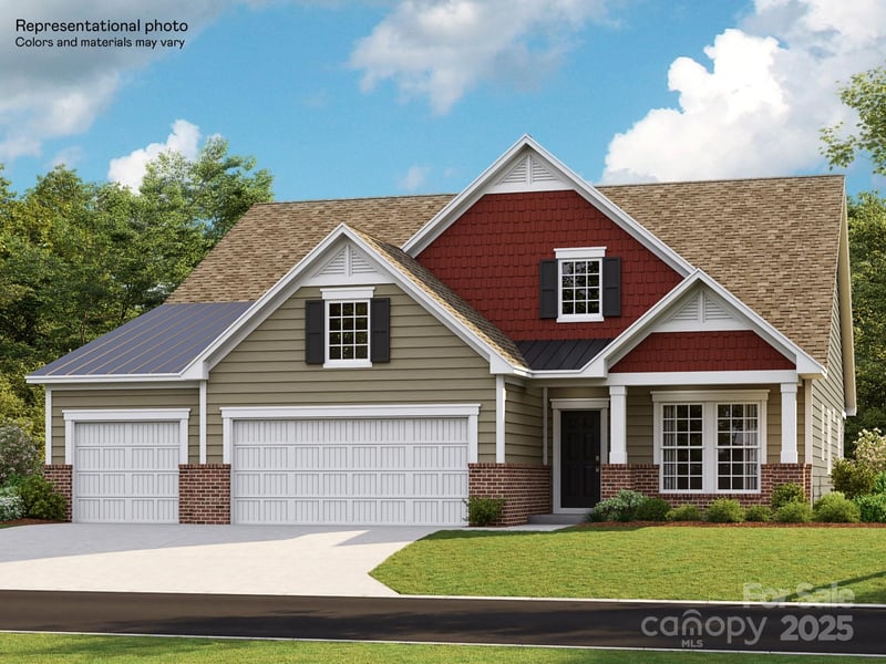 2268 Moon Crest, Lancaster, SC - 3 beds, 3 baths, 3,519 sqft - $549,999