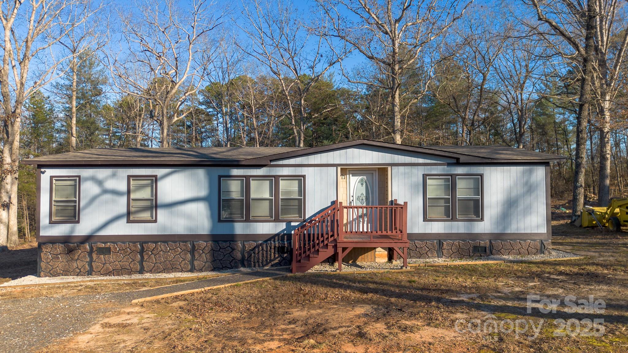 50 N Duncan Hill Lane, Taylorsville, NC. property listing photo