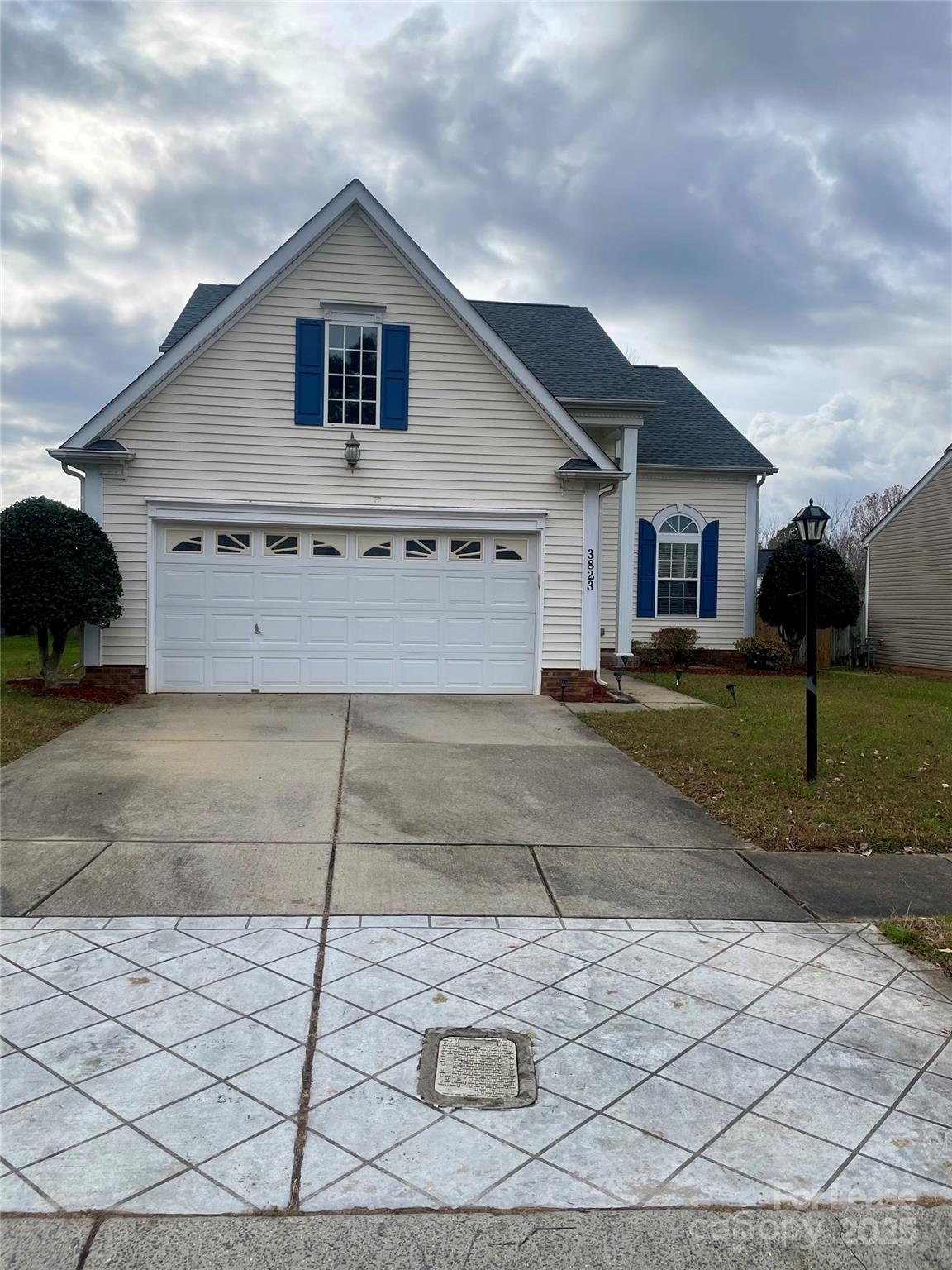 3823 Thomas Ridge Drive, Charlotte, NC. property listing photo