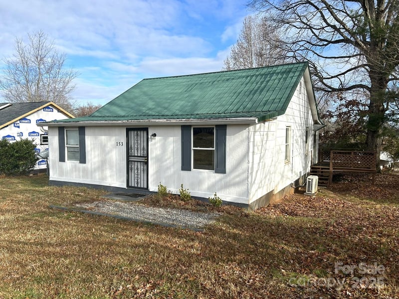 153 Autumn Lane, Spindale, NC - 3 beds, 1 bath, 1,020 sqft - $152,000