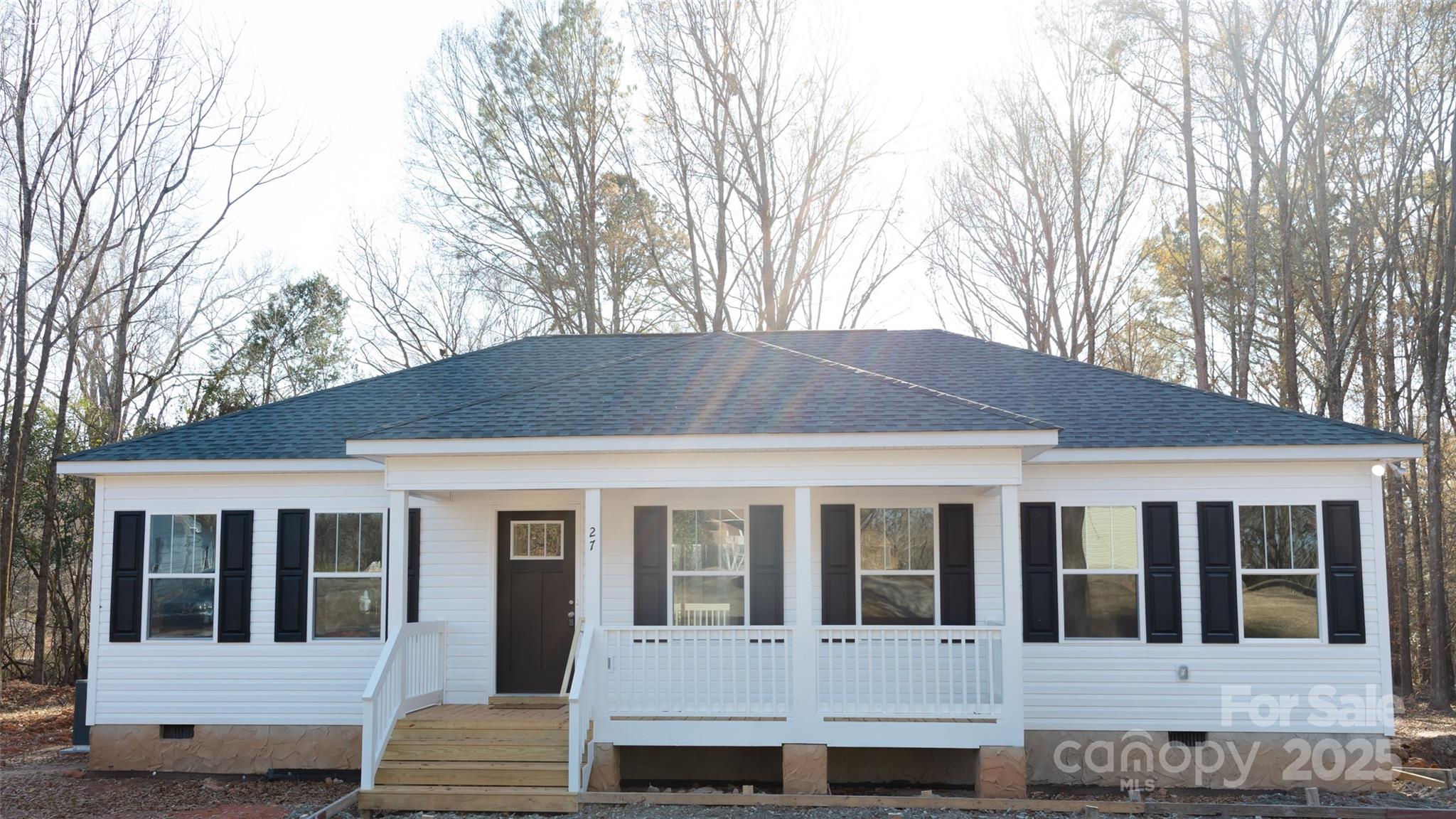 27 Maiden Lane, York, SC. property listing photo
