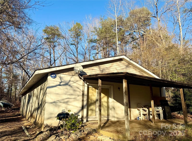 138 Rash Road, Lincolnton, NC - 3 beds, 1 bath, 1,349 sqft - $229,000