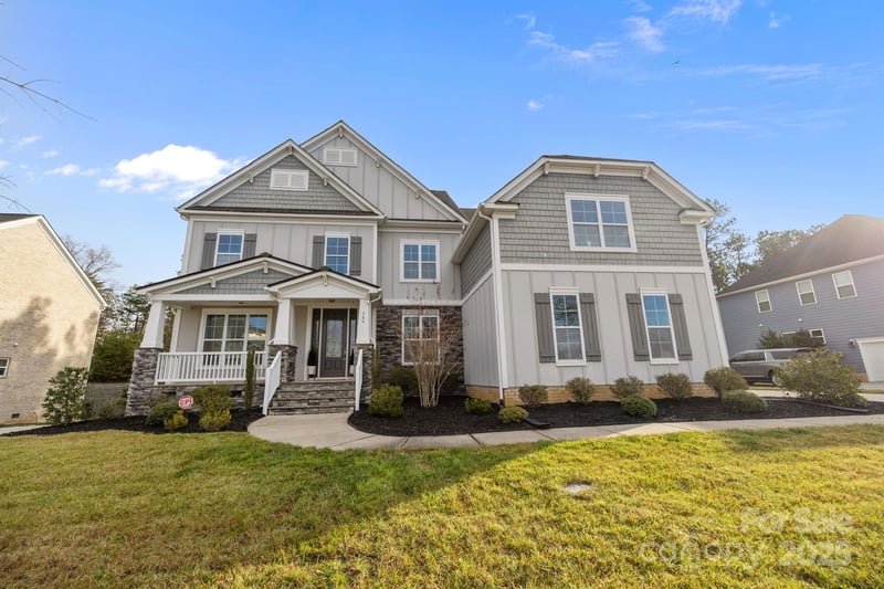 366 Hampton Trail, Fort Mill, SC - 5 beds, 5 baths, 4,158 sqft - $950,000