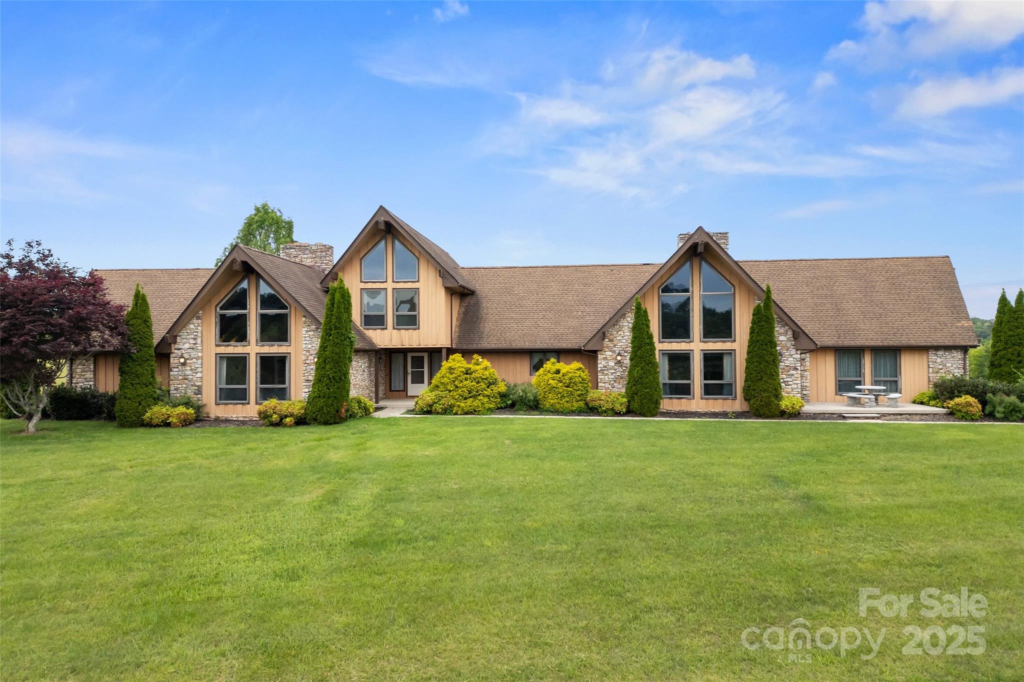 99 Odonald Road, Asheville, NC. property listing photo
