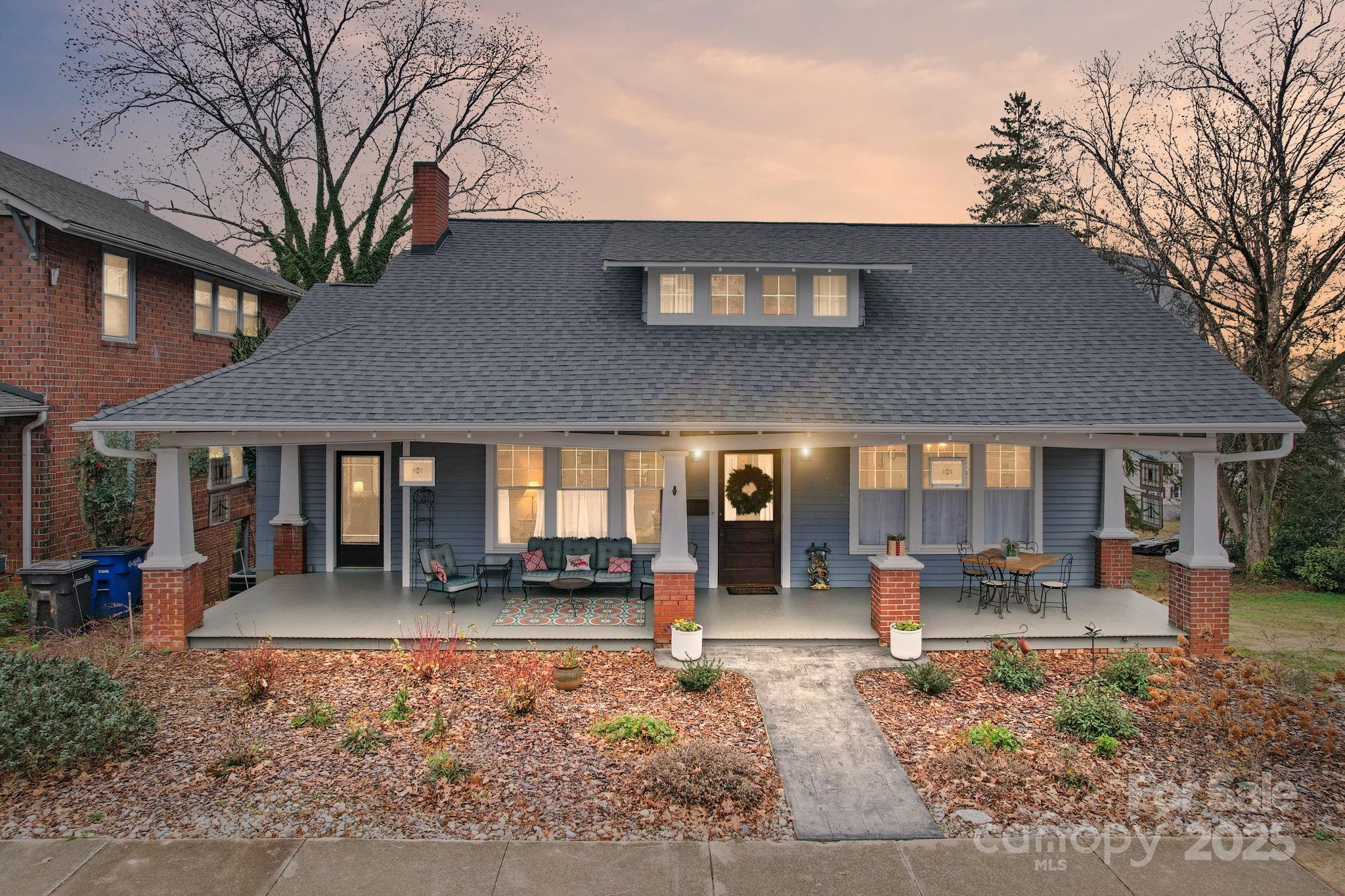 202 Oak, Statesville, NC. property listing photo