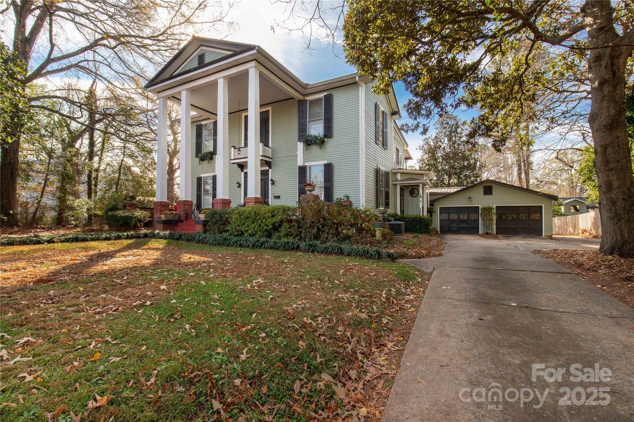 226 Liberty Street E, York, SC. property listing photo