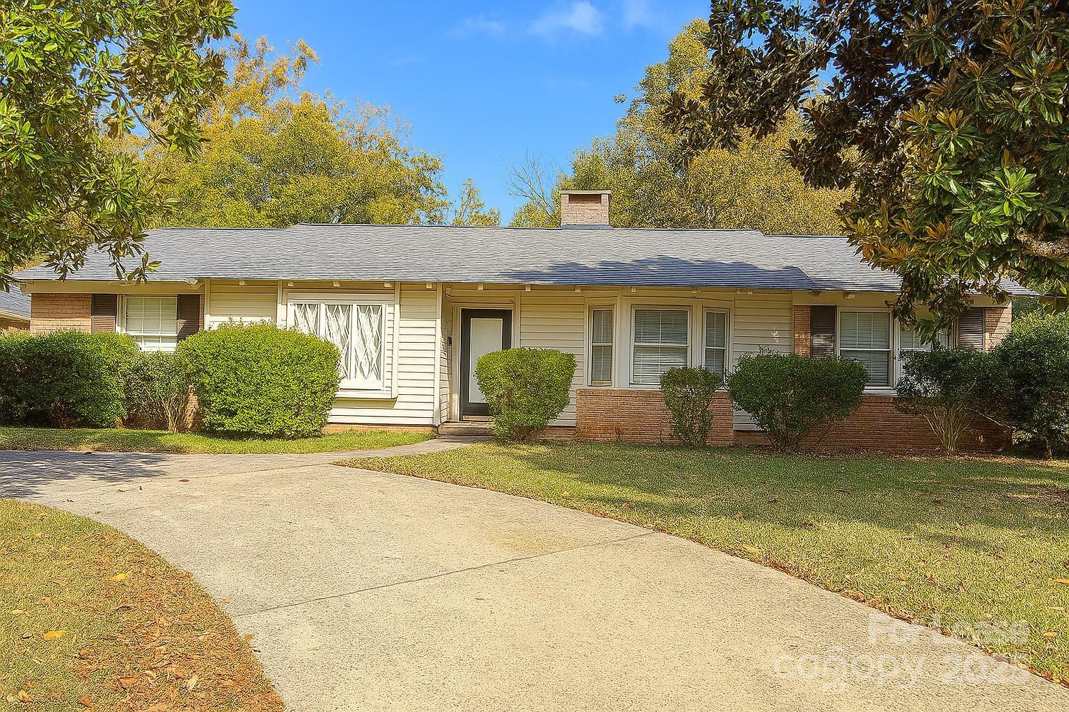 2025 Tyvola Road, Charlotte, NC. property listing photo