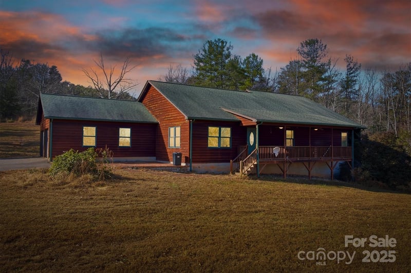 5341 Reese Store Avenue, Morganton, NC - 3 beds, 2 baths, 3,947 sqft - $529,900