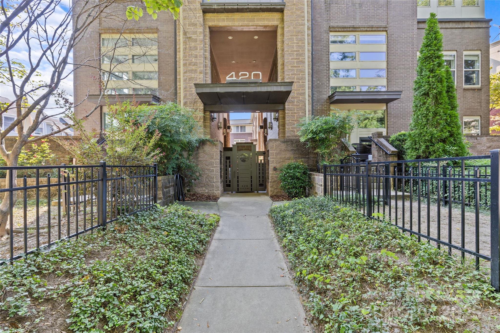 420 Queens Road Apt 7, Charlotte, NC. property listing photo