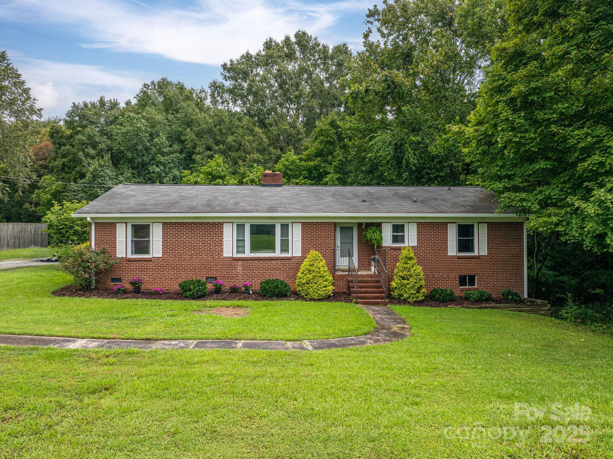 26 Kee Road, Belmont, NC. property listing photo