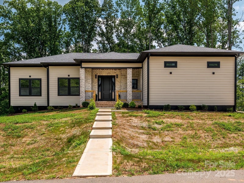 2004 Plain Field, Bessemer City, NC - 4 beds, 3 baths, 2,002 sqft - $500,000