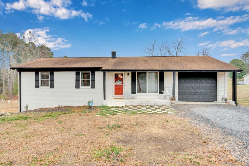 17154 Frog Pond, Oakboro, NC - 3 beds, 2 baths, 1,733 sqft - $325,000
