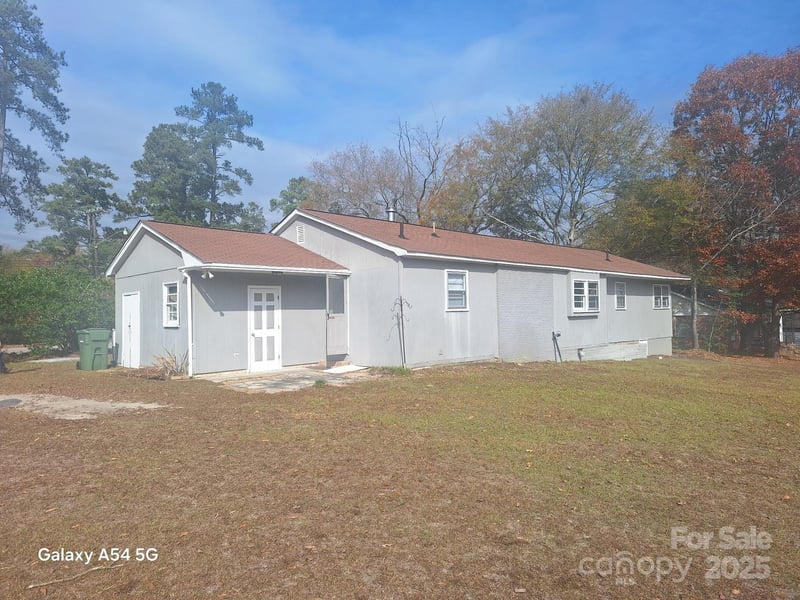510 Welsh, Kershaw, SC - 3 beds, 2 baths, 1,585 sqft - $145,000