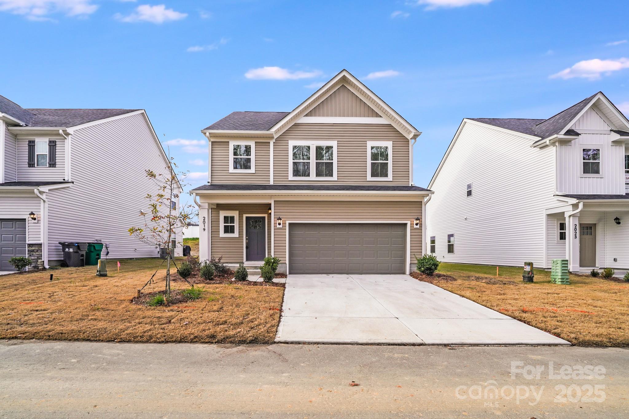 2019 Sadler Woods Lane, Charlotte, NC. property listing photo