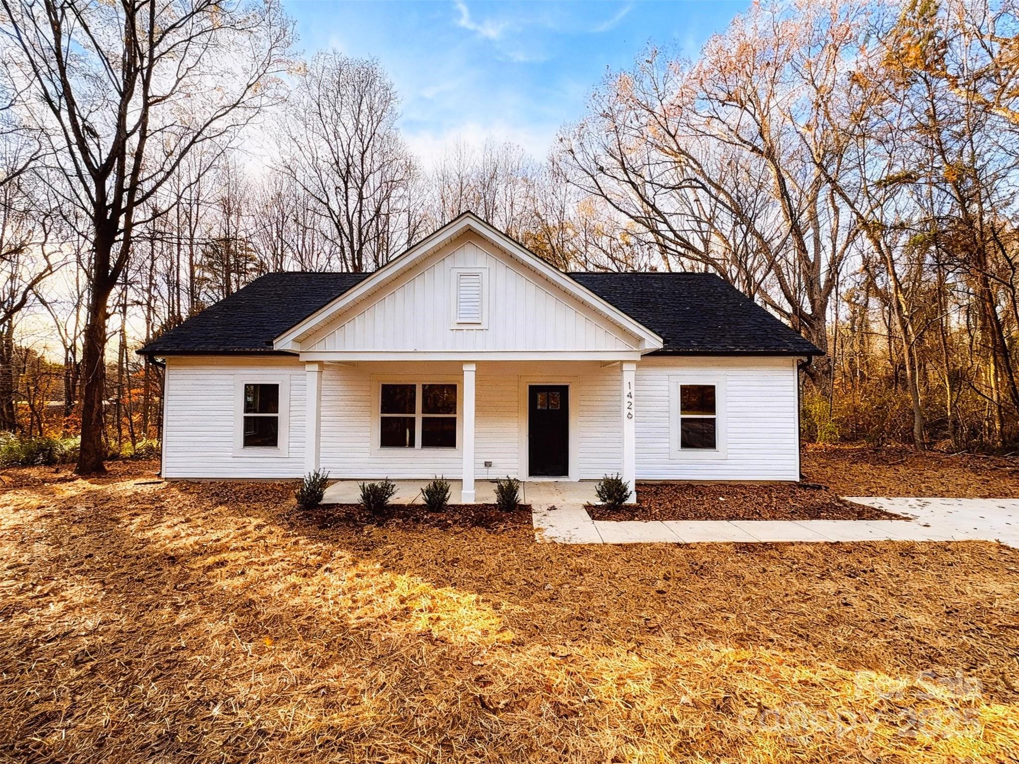 1426 Harris Street, Statesville, NC. property listing photo