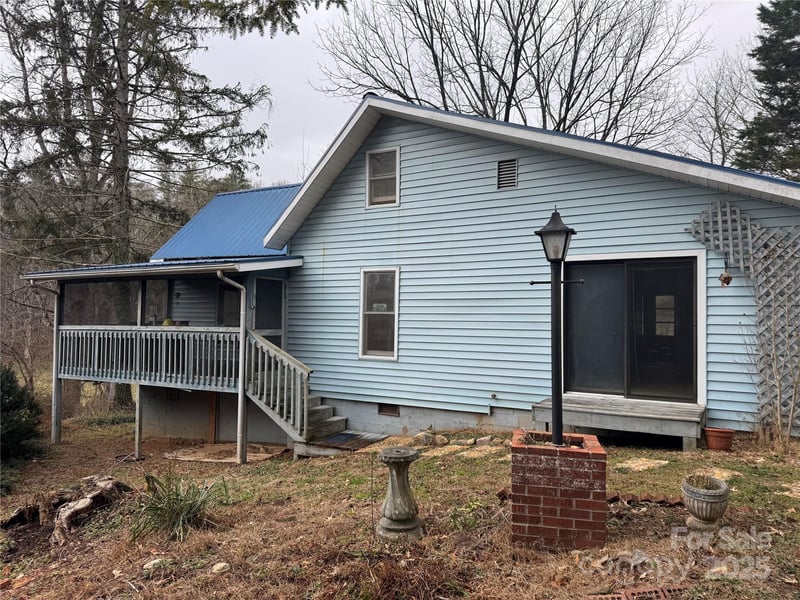 201 Tinsley Road, Brevard, NC - 4 beds, 2 baths, 1,424 sqft - $180,000
