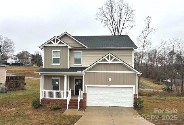 586 30th Avenue Circle NE, Hickory, NC. property listing photo