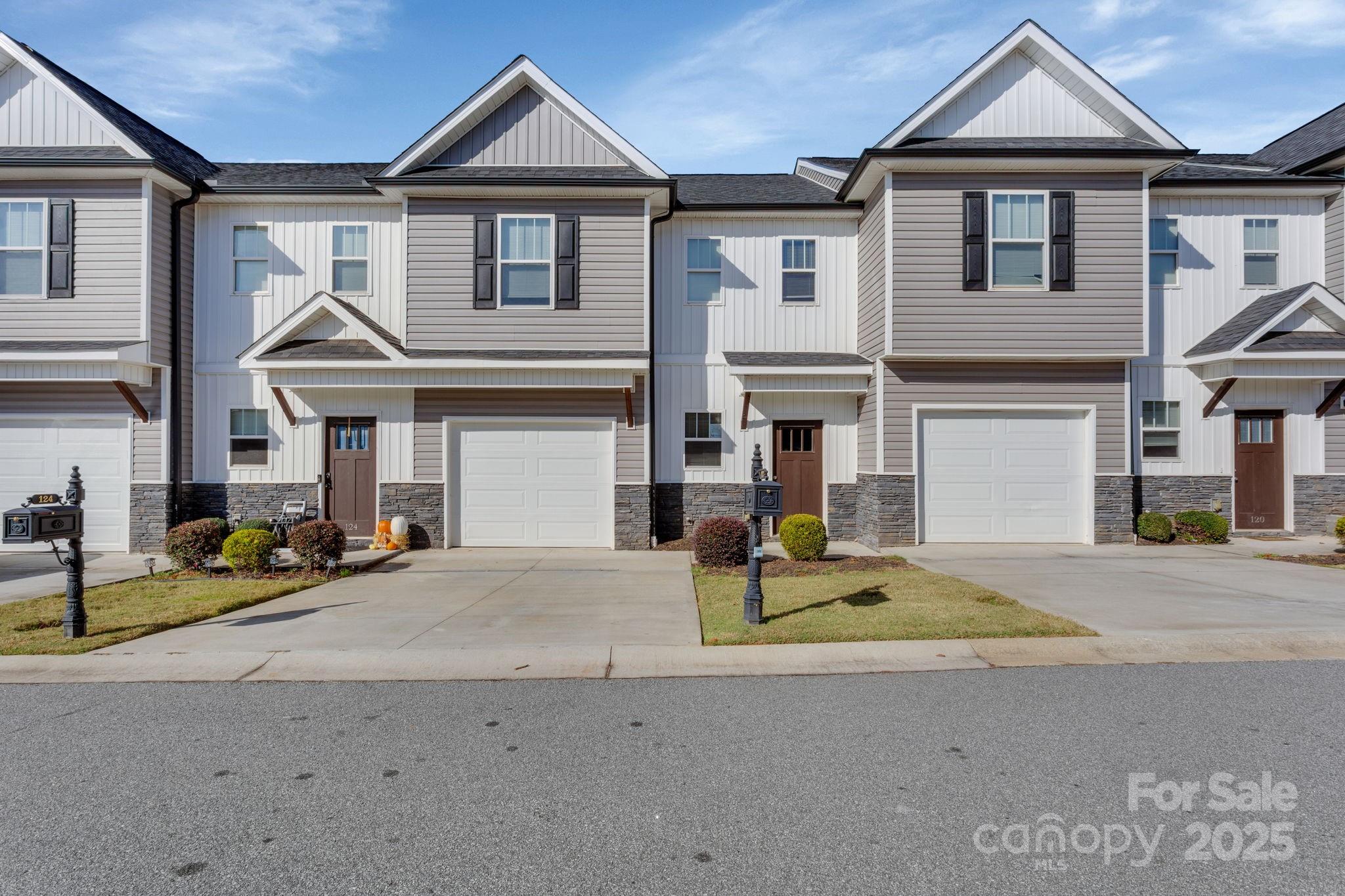 122 ventura, Anderson, SC. property listing photo