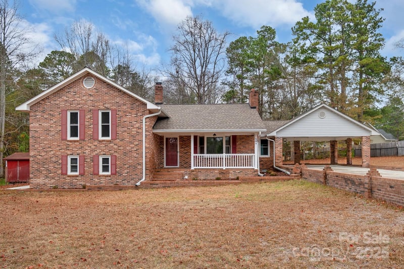 304 West Street, Kershaw, SC - 3 beds, 3 baths, 2,337 sqft - $345,000