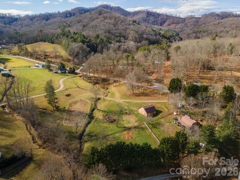 366 Dix Creek #2 Road, Leicester, NC - 4 beds, 4 baths, 1,921 sqft - $834,900