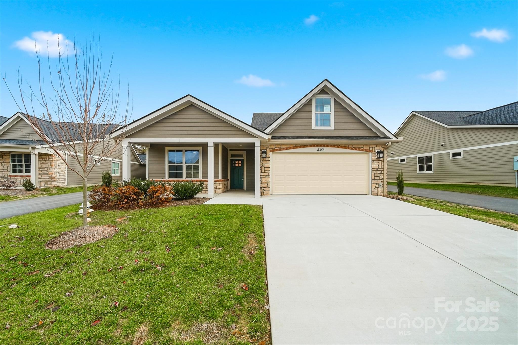 835A Wynnshire Drive, Hickory, NC. property listing photo