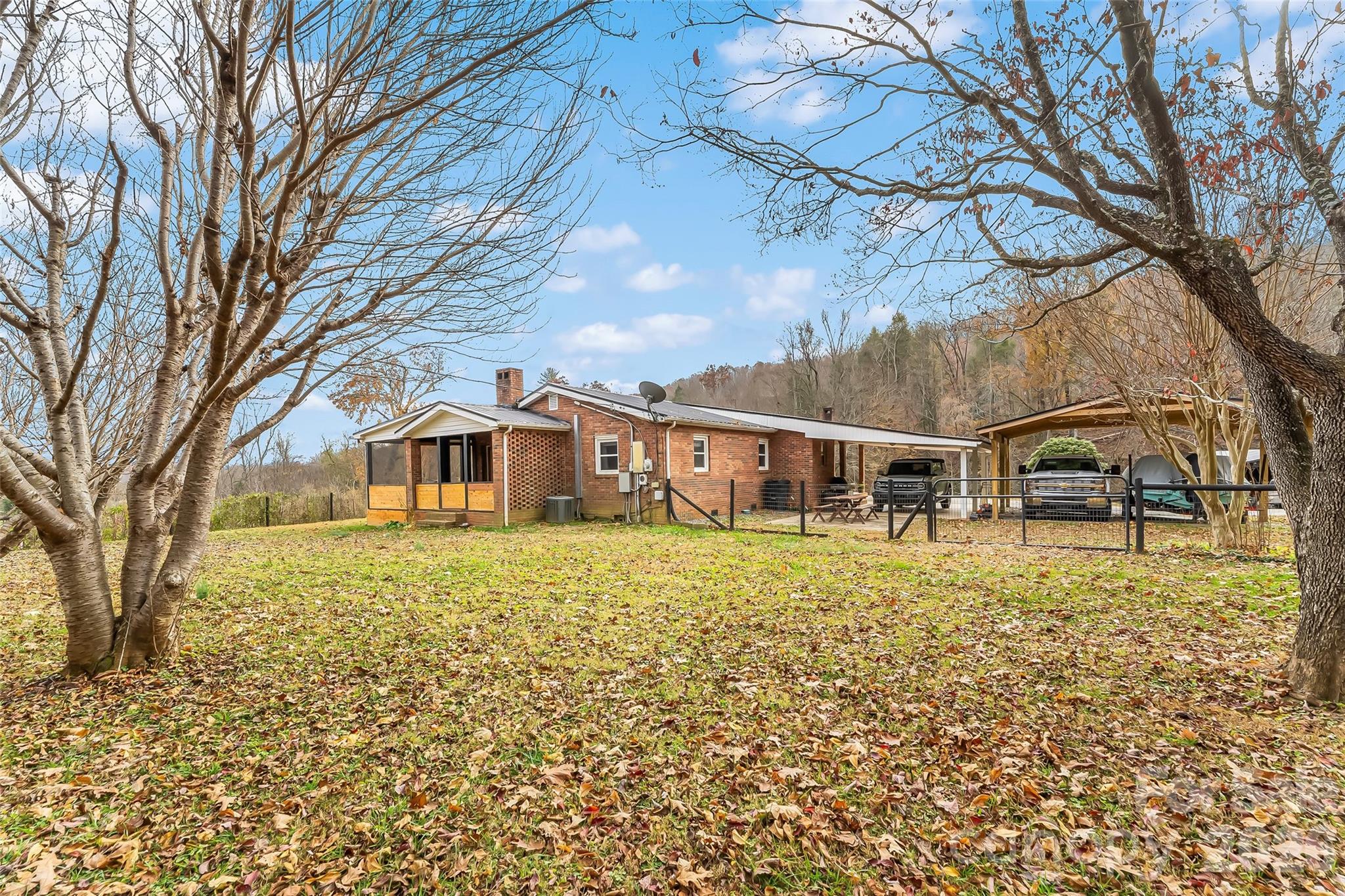 1654 Goose Creek Road, Marion, NC. property listing photo