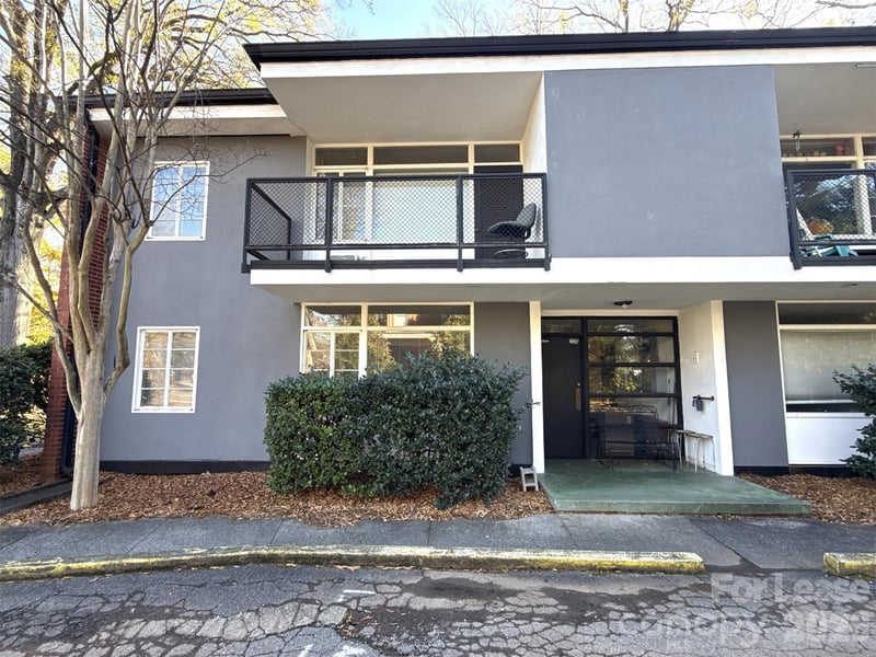 2126 E 7th Street Apt 103, Charlotte, NC - 1 bed, 1 bath - $995