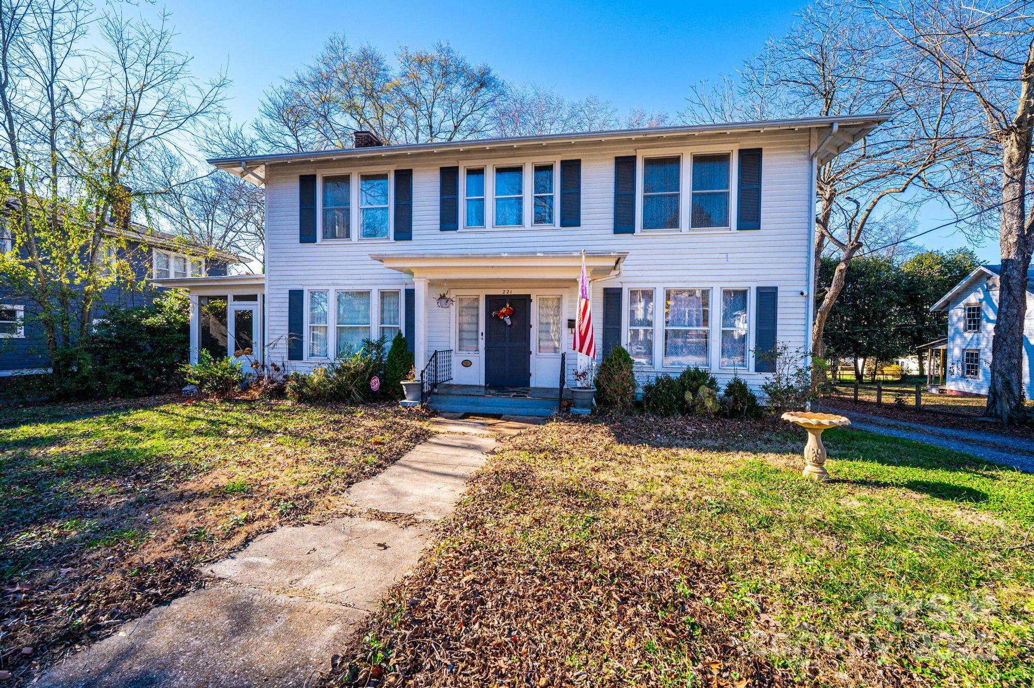 221 3rd Street NE, Hickory, NC. property listing photo