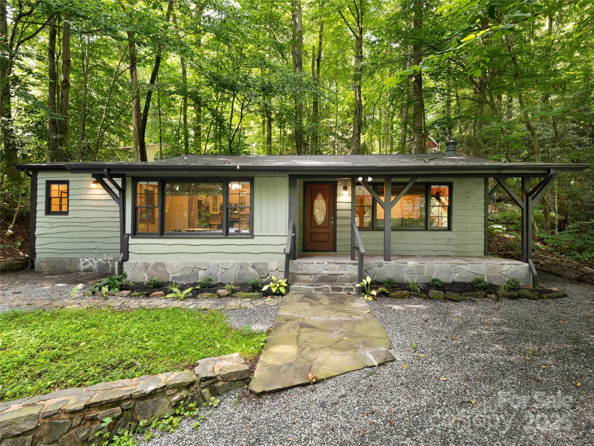 31 Poplar Lane, Maggie Valley, NC. property listing photo
