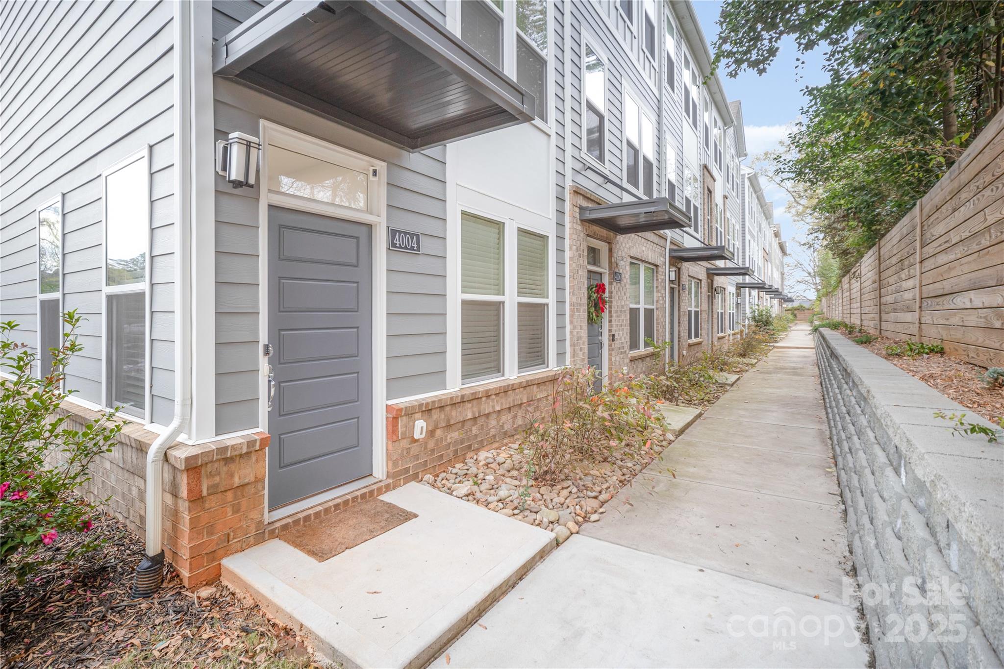 4004 Capital Ridge Court, Charlotte, NC. property listing photo