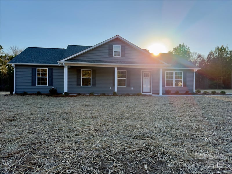 6244 Kershaw Camden, Kershaw, SC - 4 beds, 2 baths, 1,431 sqft - $299,000