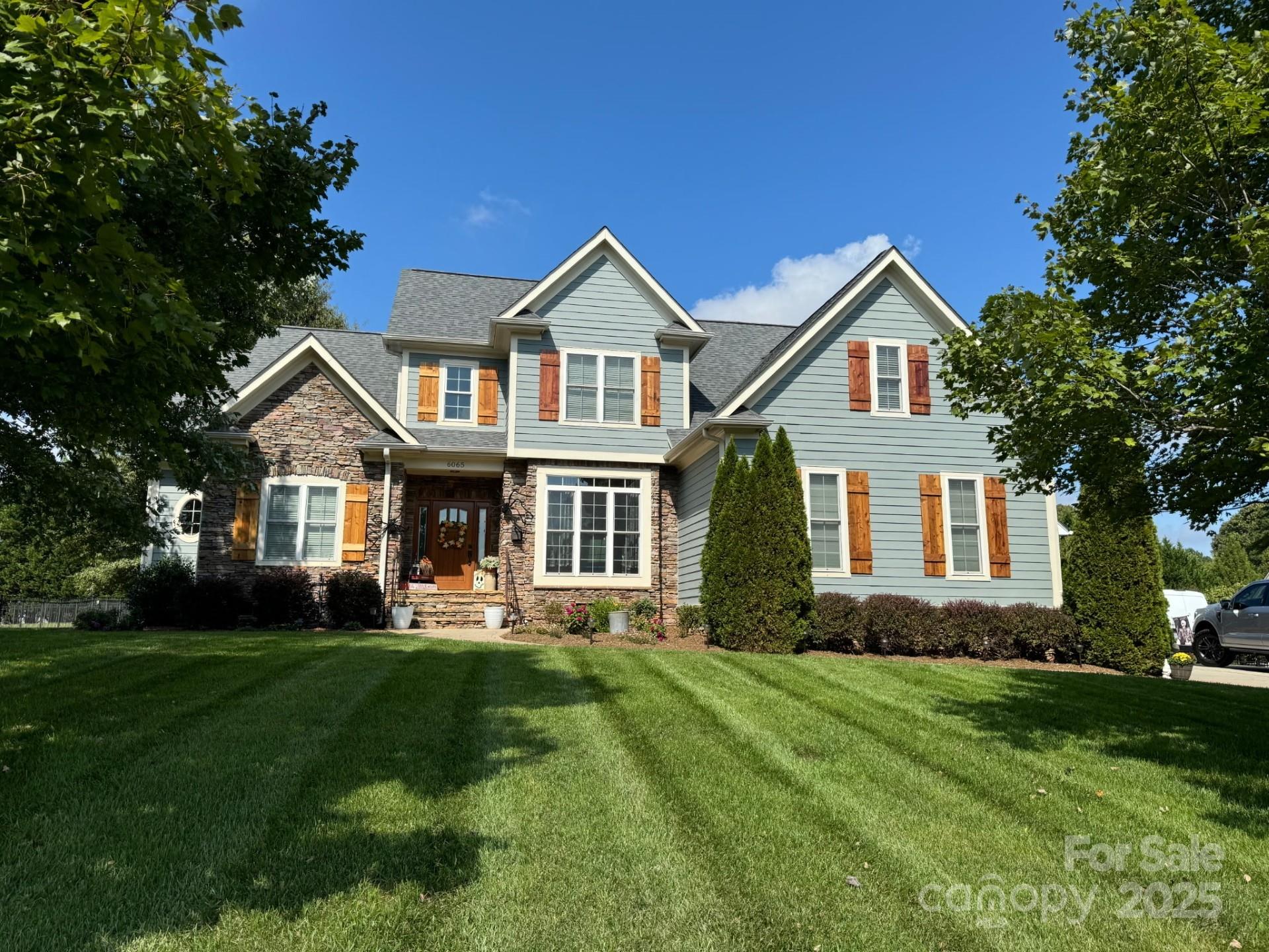 6065 Willow Farm Drive E, Denver, NC. property listing photo