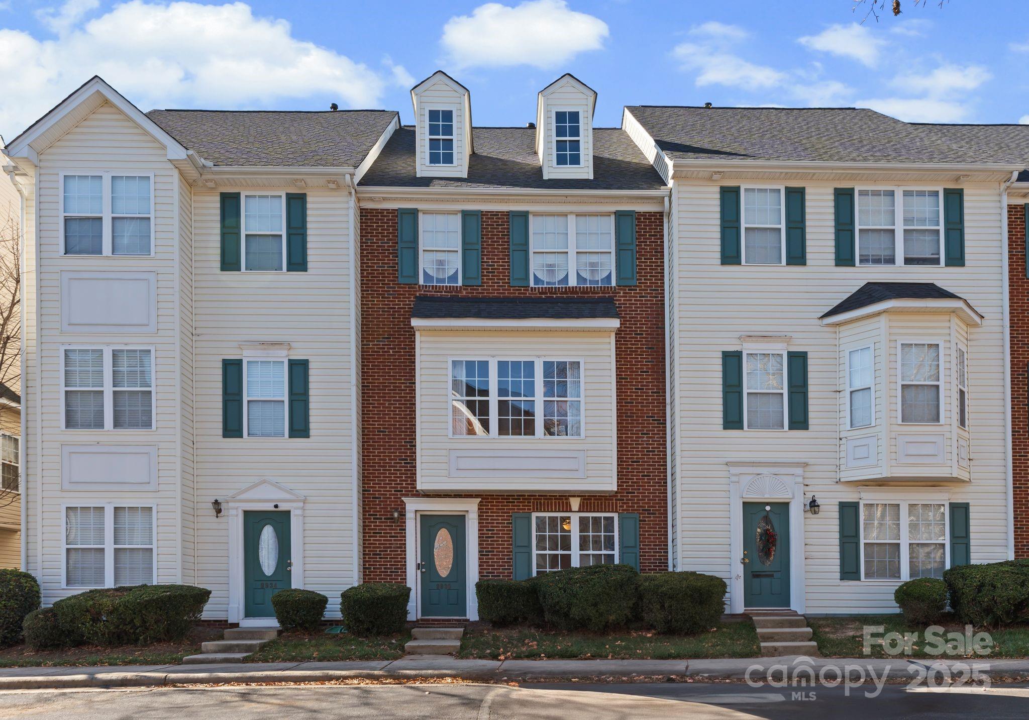 9930 Treeside Lane, Matthews, NC. property listing photo