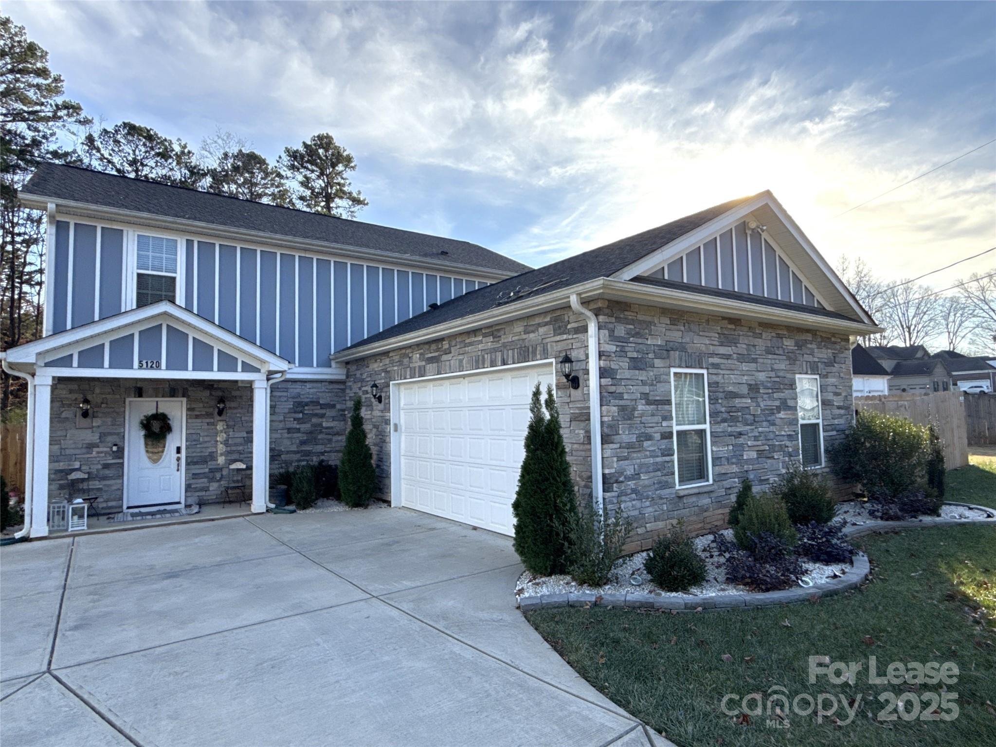 5120 Lakeview, Charlotte, NC. property listing photo