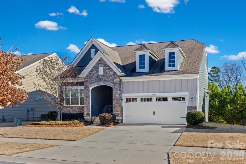 1609 Tranquility Boulevard, Lancaster, SC - 3 beds, 3 baths, 2,678 sqft - $499,000
