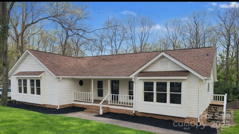 7220 Timber Ridge Drive, Mint Hill, NC - 3 beds, 2 baths, 2,119 sqft - $429,000