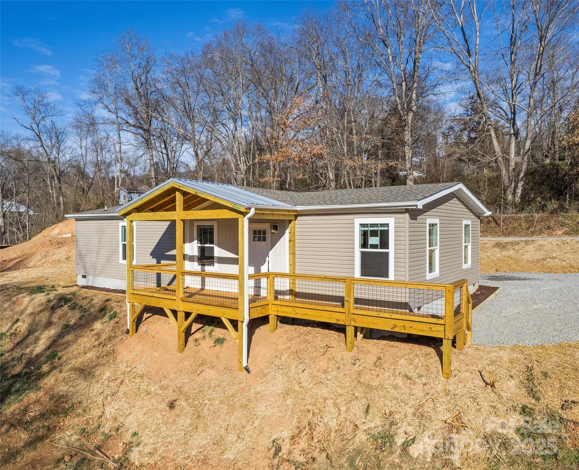 77 Geiranger, Clyde, NC. property listing photo