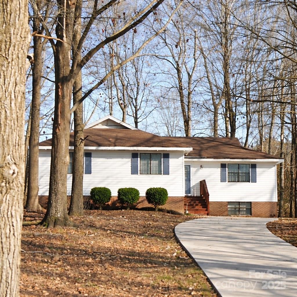 1730 Woodvalley, Charlotte, NC. property listing photo