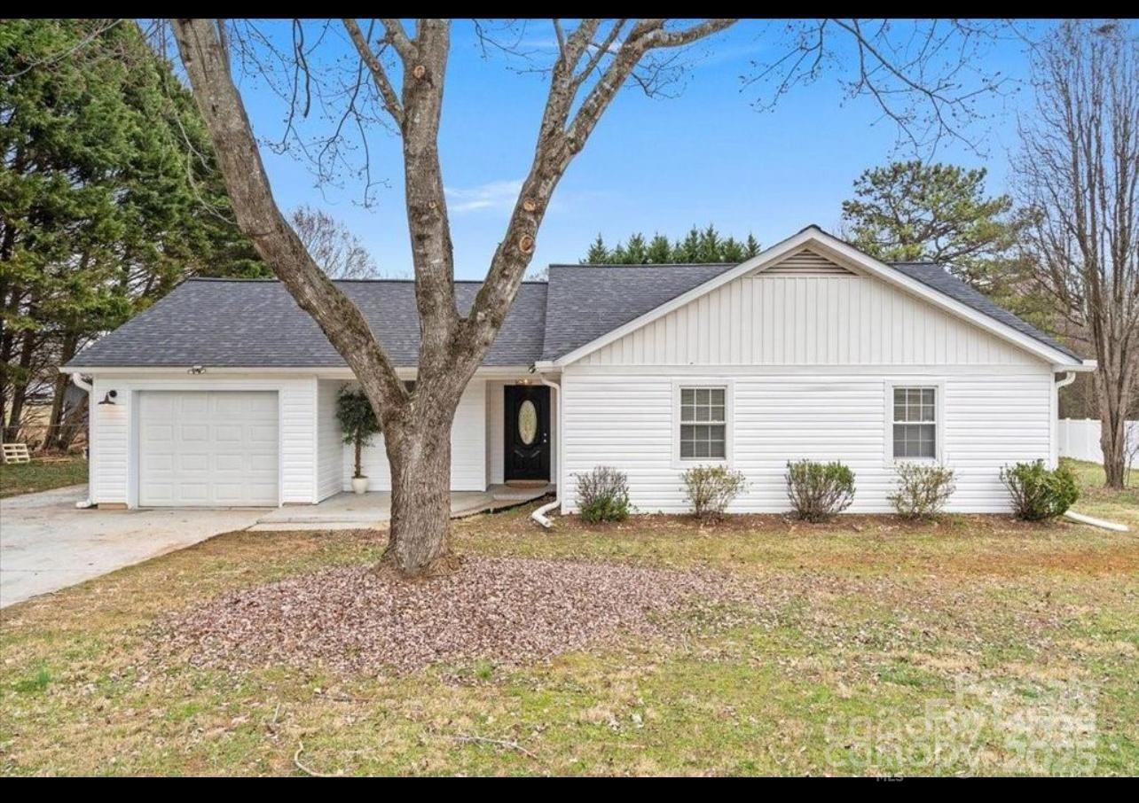 4521 Regal Oaks Road, Gastonia, NC. property listing photo