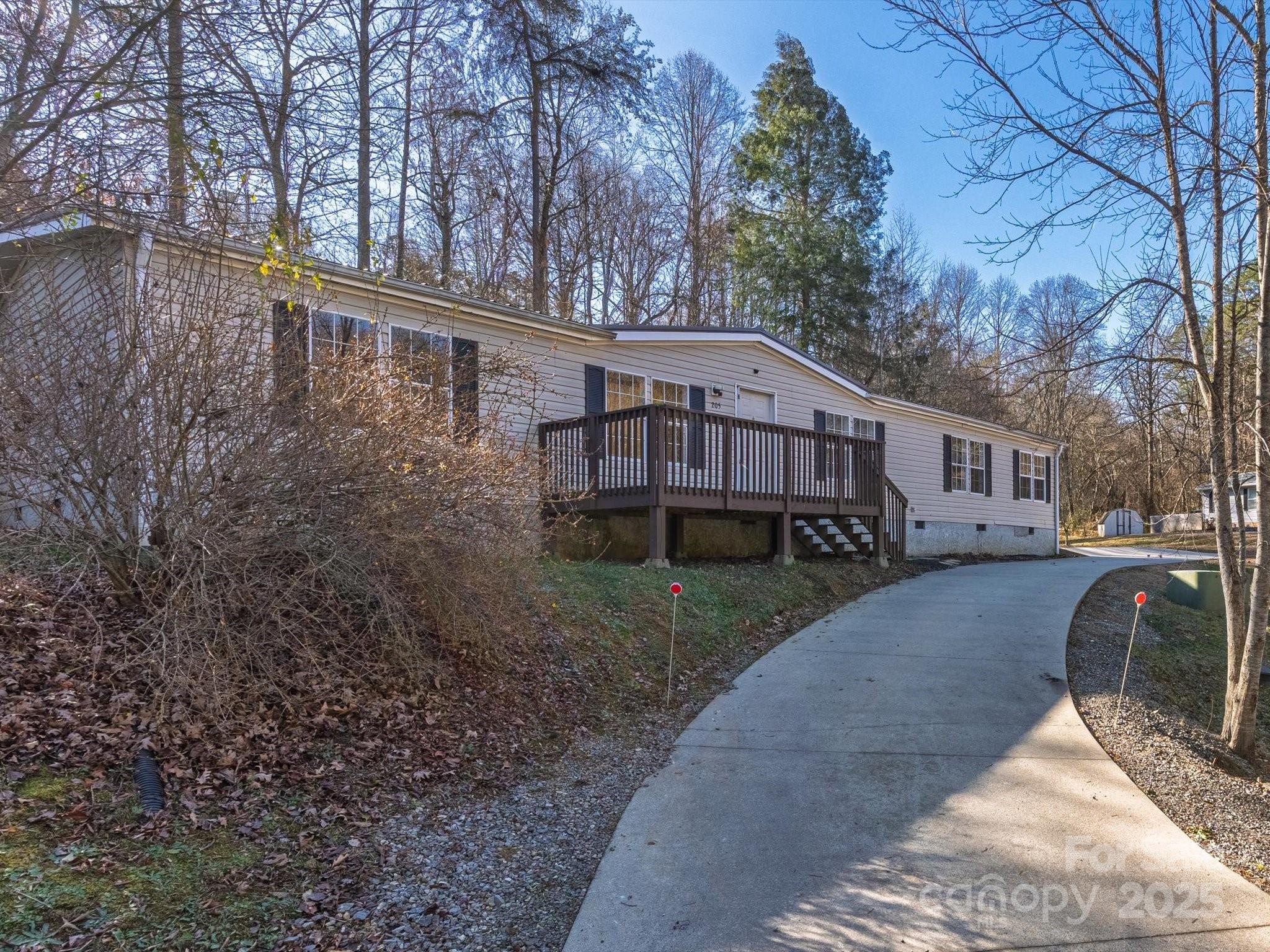 205 Kirk Way, Candler, NC. property listing photo
