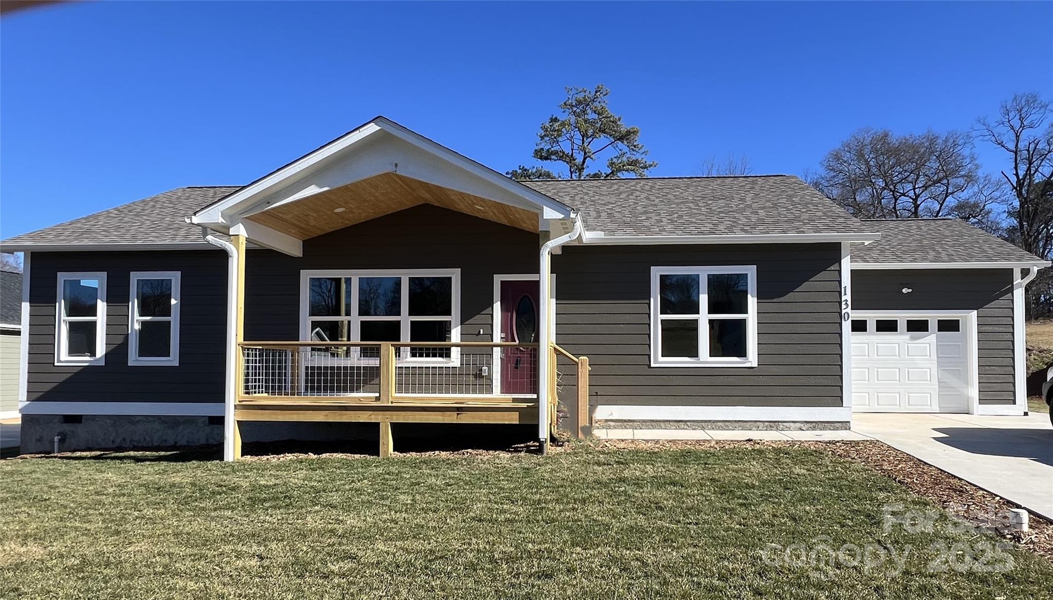130 Peyton Elaine Road, Clyde, NC. property listing photo