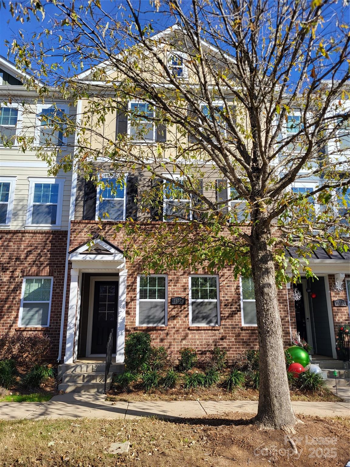 16728 Summers Walk Boulevard, Davidson, NC. property listing photo