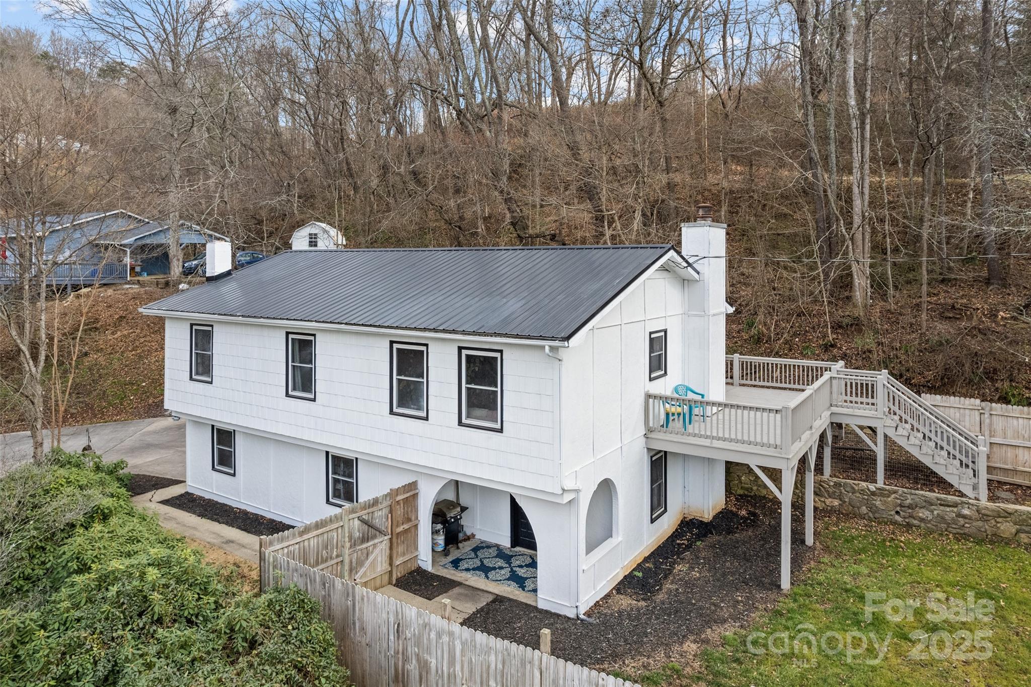 144 Pinehaven Drive, Clyde, NC. property listing photo