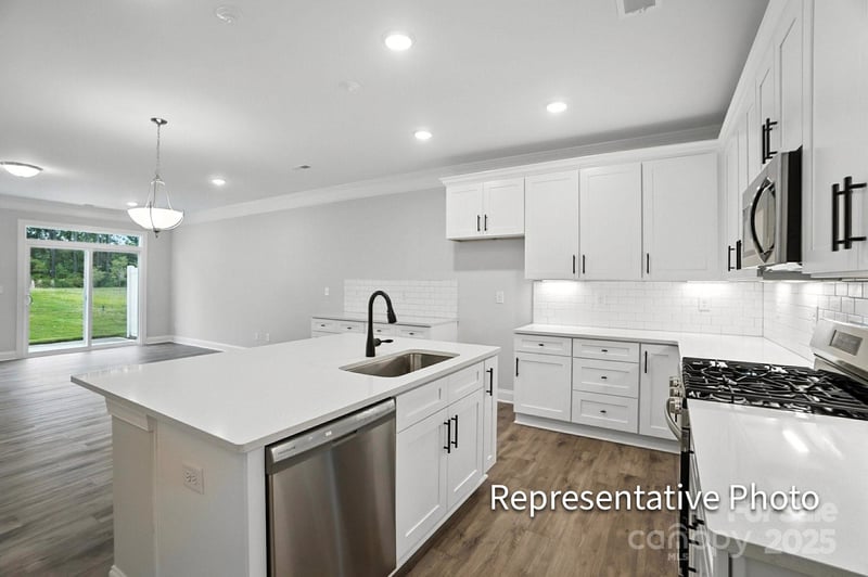 4263 Black, Harrisburg, NC - 3 beds, 3 baths, 1,732 sqft - $369,500