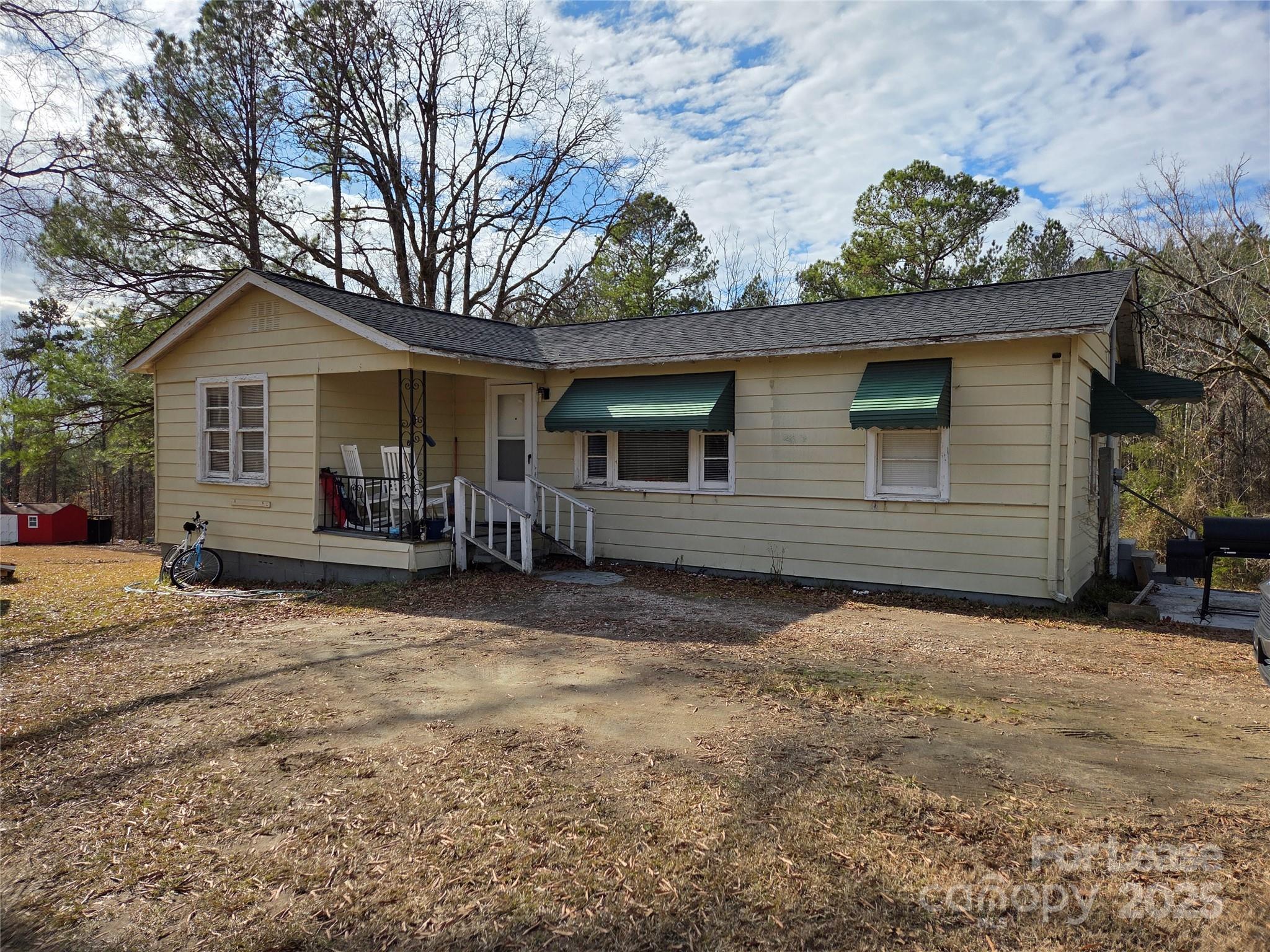 8334 Oaktree, Sharon, SC. property listing photo